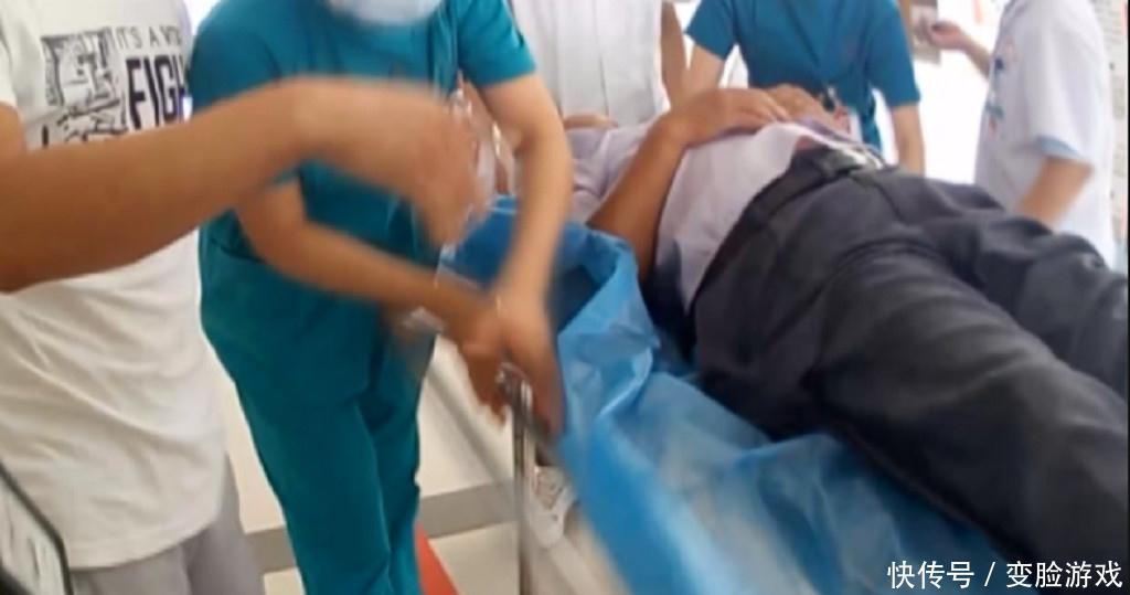 信丰一旅客突发心脏病交警伸援手扮演生死时速