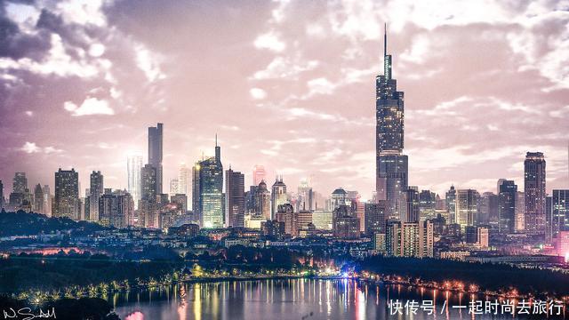 中国房价最高的新一线城市,GDP过万亿,比成都