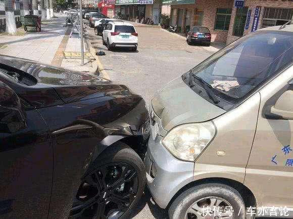 国产长城VV7怒怼面包车 车头只是掉漆 网友:V