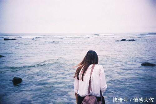 异性之间,女人对你爱之入骨了,就会有这些潜台词,别错过了!