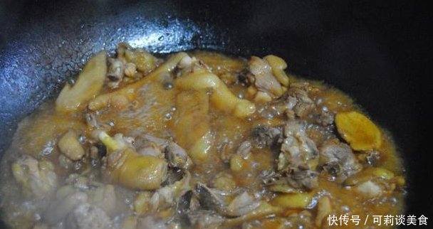 大冬天这道菜十分适合产妇吃,益气补血、强身