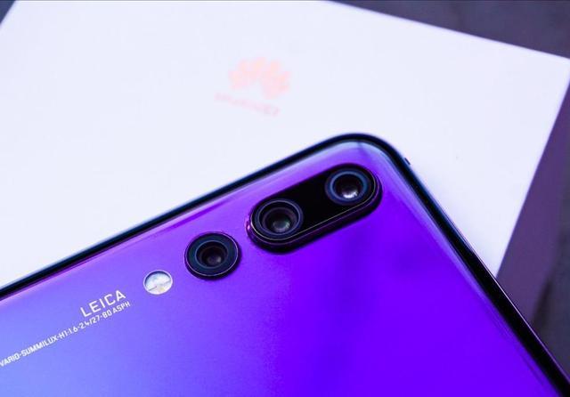 华为p30被曝光:麒麟980+后盖激光配色,3788元
