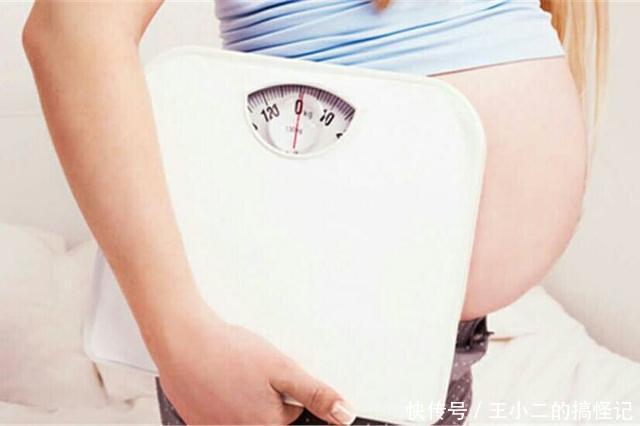 小姑的内衣_内衣美女