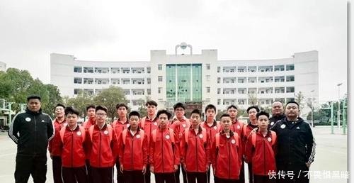 湖南省湘潭江声实验学校体育健儿在市、县级体