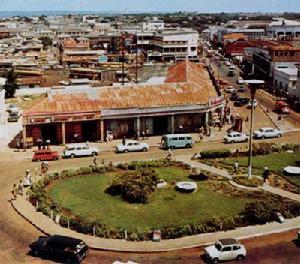概述 加纳首都和最大港市.在国境东南部,濒几内亚湾.