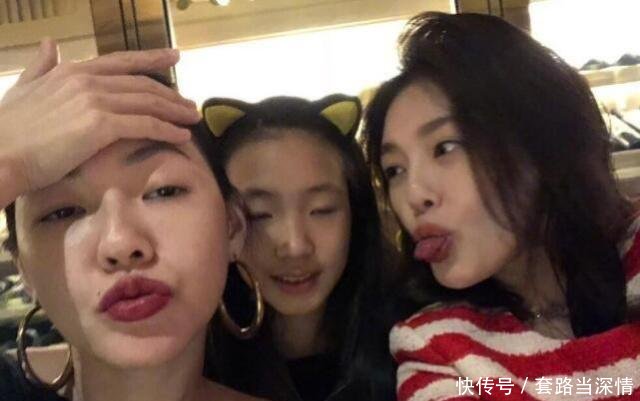 小s晒与大s聚餐合照,两姐妹同框比美胜负难辨