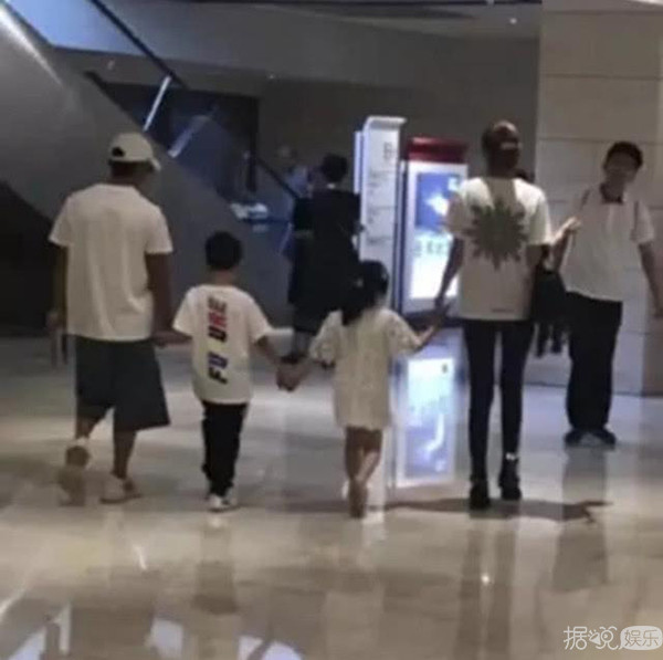 王宝强新恋情女友曝光，据说两人13年就认识了