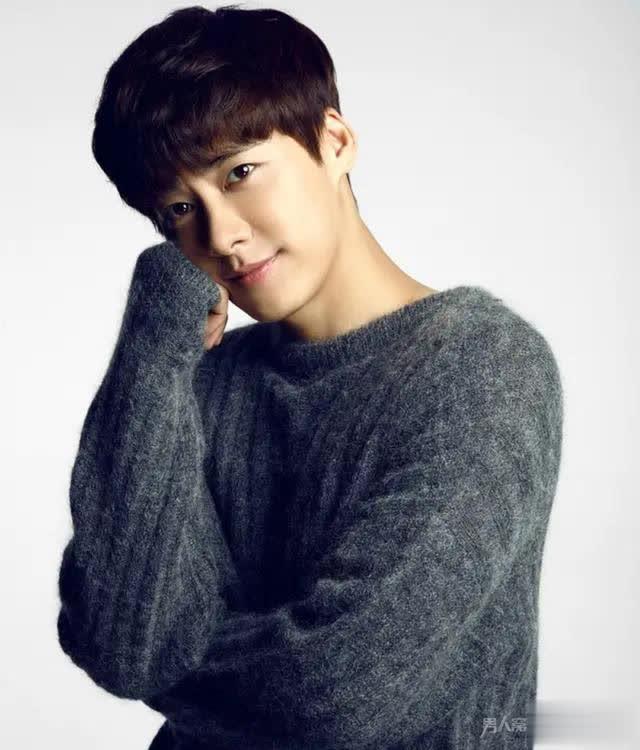 沈腾之前真的是校草!盘点娱乐圈的明星校草 有你的男神吗?