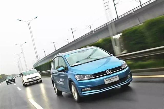 ���϶���7��SUV�ˣ���̥����ʵ������ôѡ