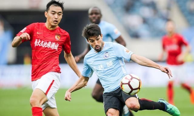 北京国安门将离队!大连一方外援转会!22岁后卫