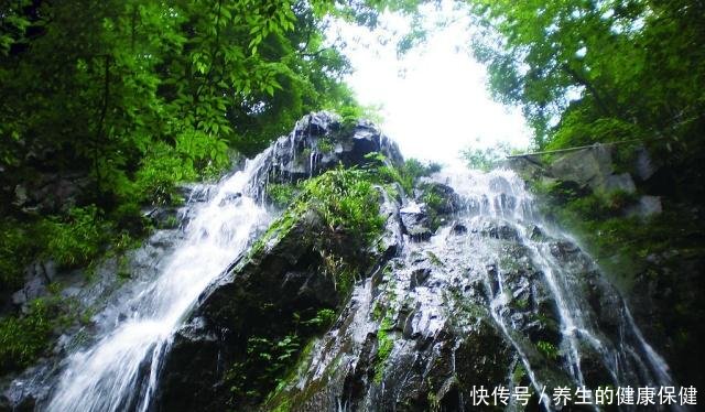 马岭河峡谷文案沙雕,马岭河峡谷朋友圈说说