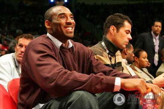 科比<em>v领毛衣</em>套衬衫装什么牌子?哪能找到_360