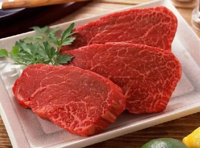 服装门店销售话术:如果顾客问完价嫌贵的,你就