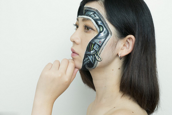 这不是PS:日本女艺术家创作逼真3D人体彩绘