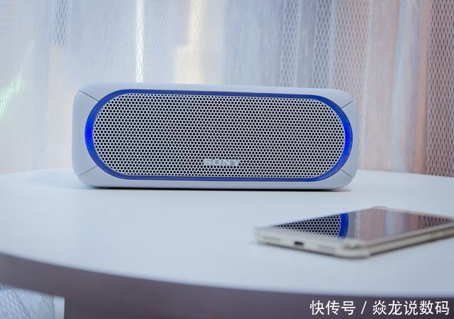 低音越狠灯越浪,索尼无线蓝牙防水音箱测评!_