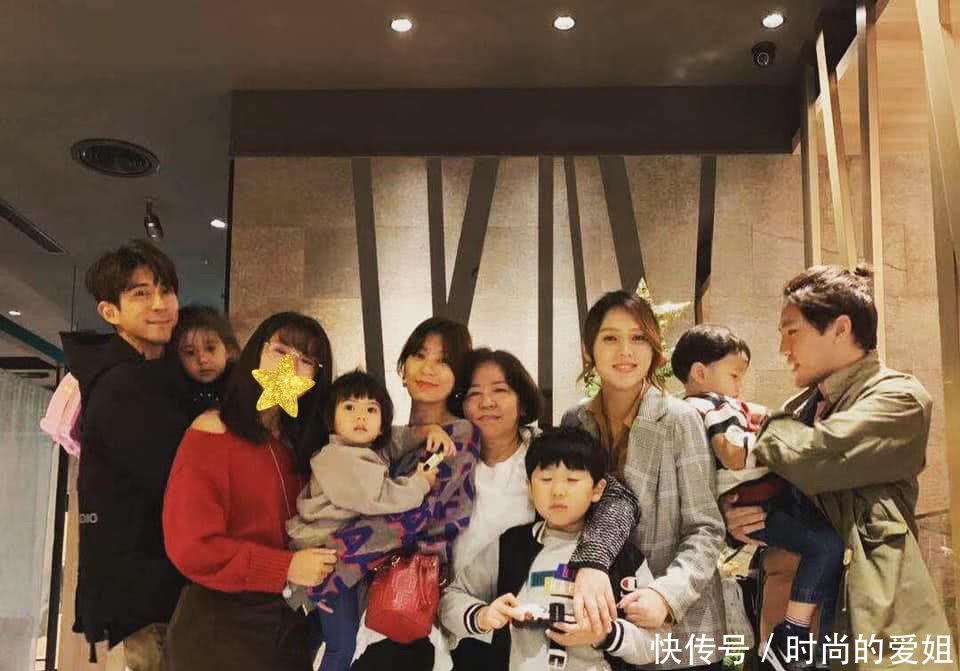 家人晒与眼睛表情包电视剧乘龙快婿模仿,舅舅好美,舅妈合照图片