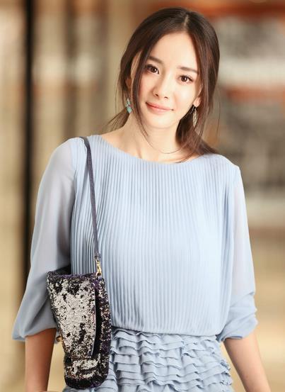 中国最火的十大女明星 第一名竟是她
