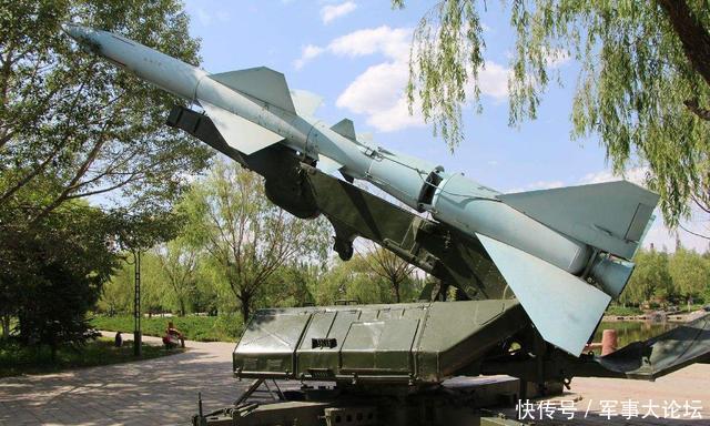 导弹为什么可以追着飞机跑?追踪导弹啥原理