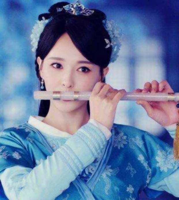 女星古装剧中吹笛子:刘诗诗太美艳,看到赵丽颖