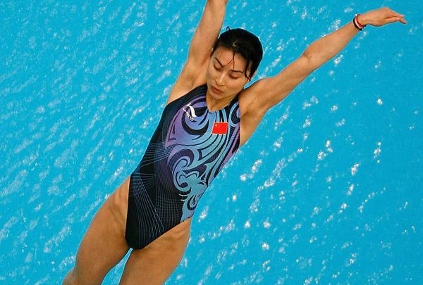 郭晶晶生女儿奖励10亿,直言三胎希望是儿子,公