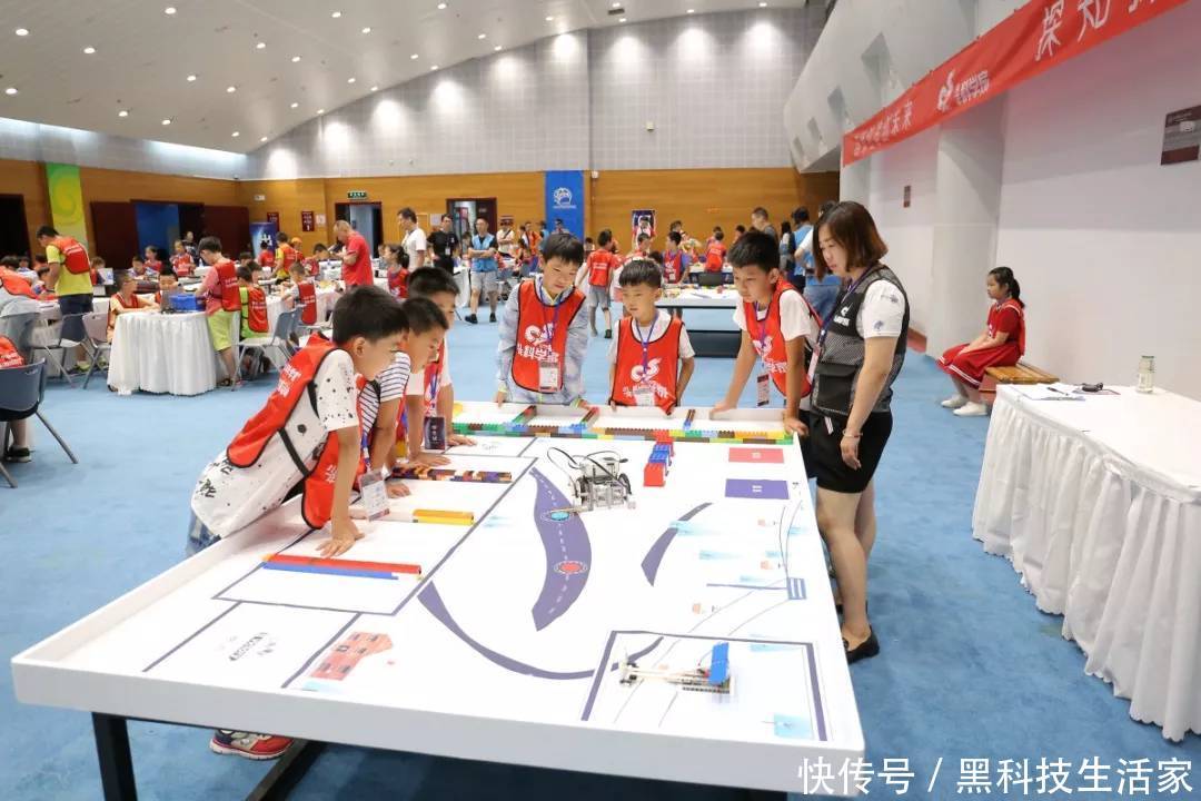 2019年中国未来家庭STEAM教育发展趋势与走
