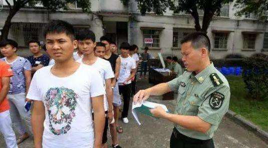 2018年部队待遇重新调整, 义务兵两年后会得到