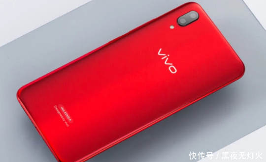 红米曝光最新机型 网友纷纷艾特vivo是怎么回事