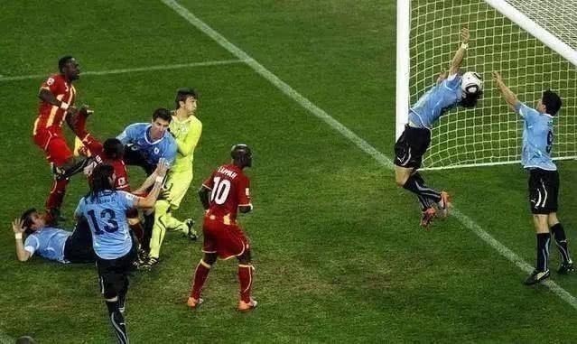 乔纳森·伯卡特的野望:我想跟着德国队站在世界之巅,但这条路我得自个儿铺