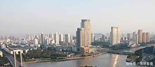 中国最低调的一线城市已超越香港,不知不觉已