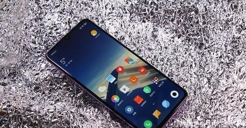 小米9加快生产,基本可以做到现货供应,没必要