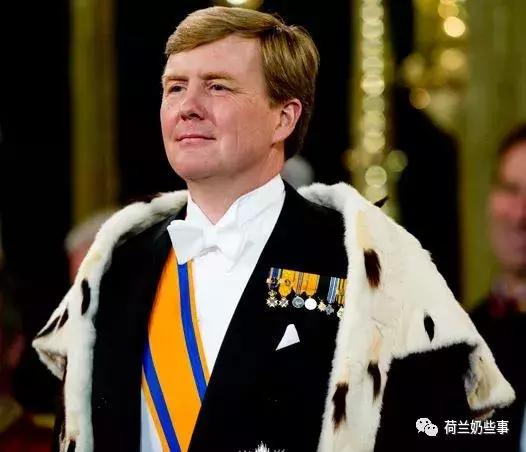 荷兰国王年薪近百万欧元,不用纳税!看看当代君