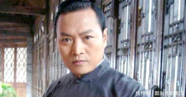 他在老版《三国》1人演4角,曾空手打倒7人,李