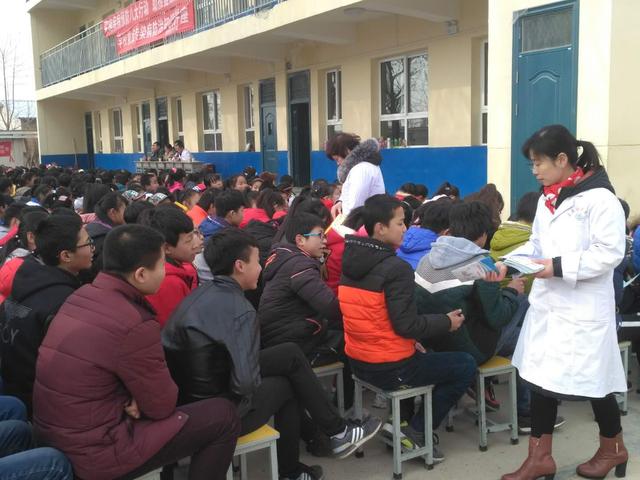 宫里学校举行传染病防治知识讲座