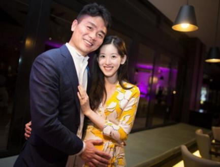 在马云讲对钱没有兴趣时为什么笑场,撒贝宁终