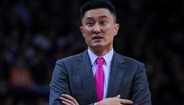 广东男篮大胜江苏,周鹏迎来两项里程碑 赛后赵