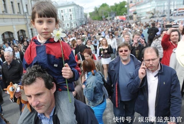 t01b8130054f3537cf0.jpg?size=640x432