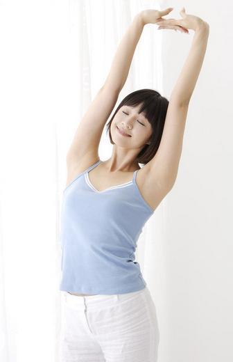 如何快速缓解疲劳的动作 t01b959aee5bc969308.jpg