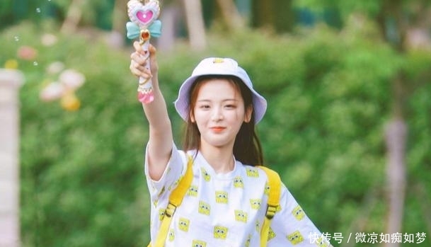 锦鲤妹妹杨超越,综艺节目实在太圈粉,看小仙女