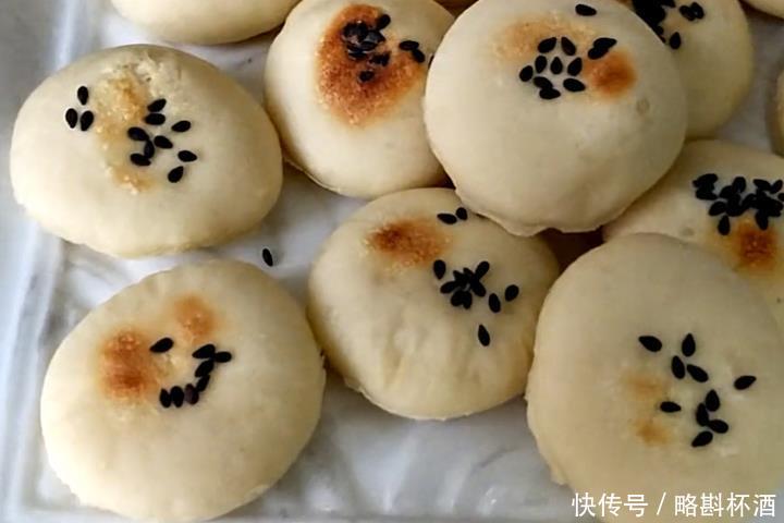 好吃诱人的一道面食,简单美味又下饭,香甜松软,空心又劲道 og东方馆的首页