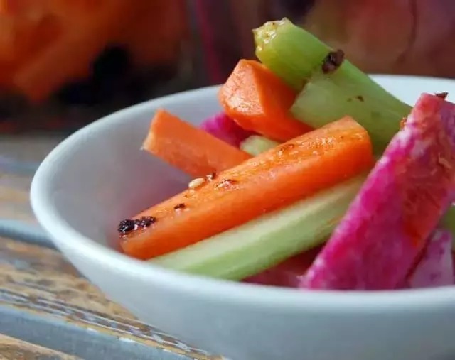 泡菜制作方法 t01bef803cb196784c3.jpg?size=640x507