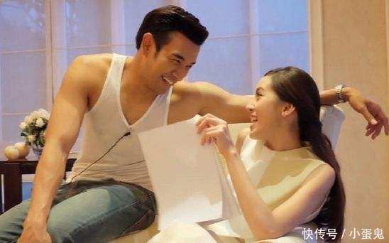 想要判断一个女孩是否对你有意思，凭借以下六点手到擒来！