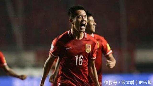 2500万回国加盟恒大!生涯获得17座冠军奖杯,被