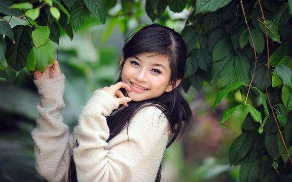 进门就看见招财树好吗,不要放错位置阻断财运