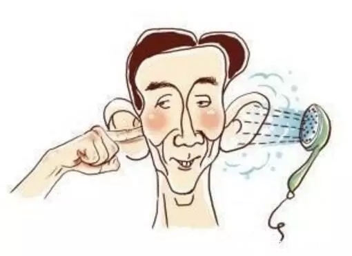 游泳耳朵进水怎么办?用这几招巧解决