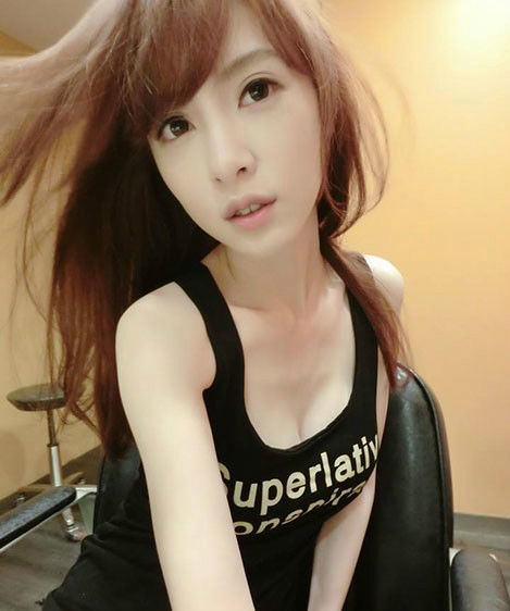 最神奇的女团合照，鬼鬼昆凌混得最好，有人蹲监狱，而她已离世