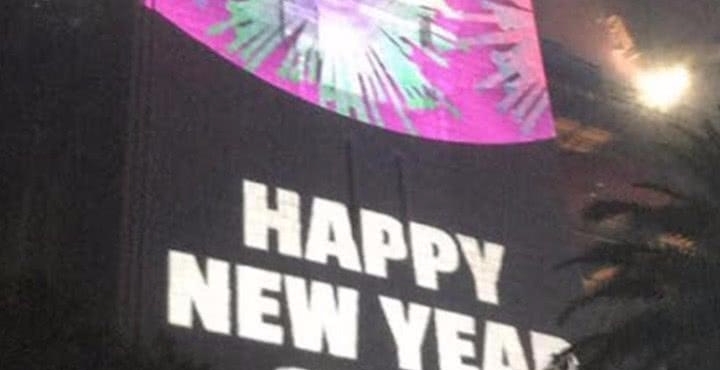 澳洲跨年烟花秀闹乌龙:庆祝2018新年快乐让