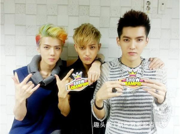 吴亦凡黄子韬2019年第一个拥抱,上演世纪大和