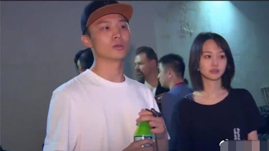 郑爽前男友黑料被扒外号被戏称柬埔寨,上个月