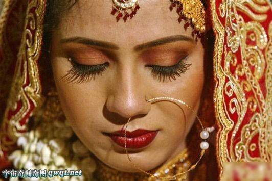 全球女性奇葩风俗 日本最变态:裸体相亲