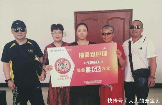 双色球19050期开奖,12亿奖池上百注大奖,结果